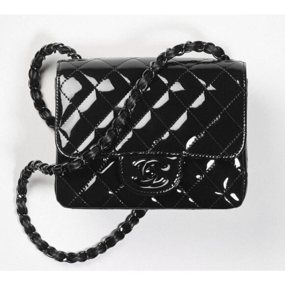 Chanel 21B So Black Patent Flap Mini Square CC Logo Quilted Chain Crossbody Bag - Picture 1 of 12